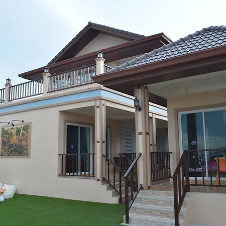 Koh Larn Sea Side Resort Bagian luar foto