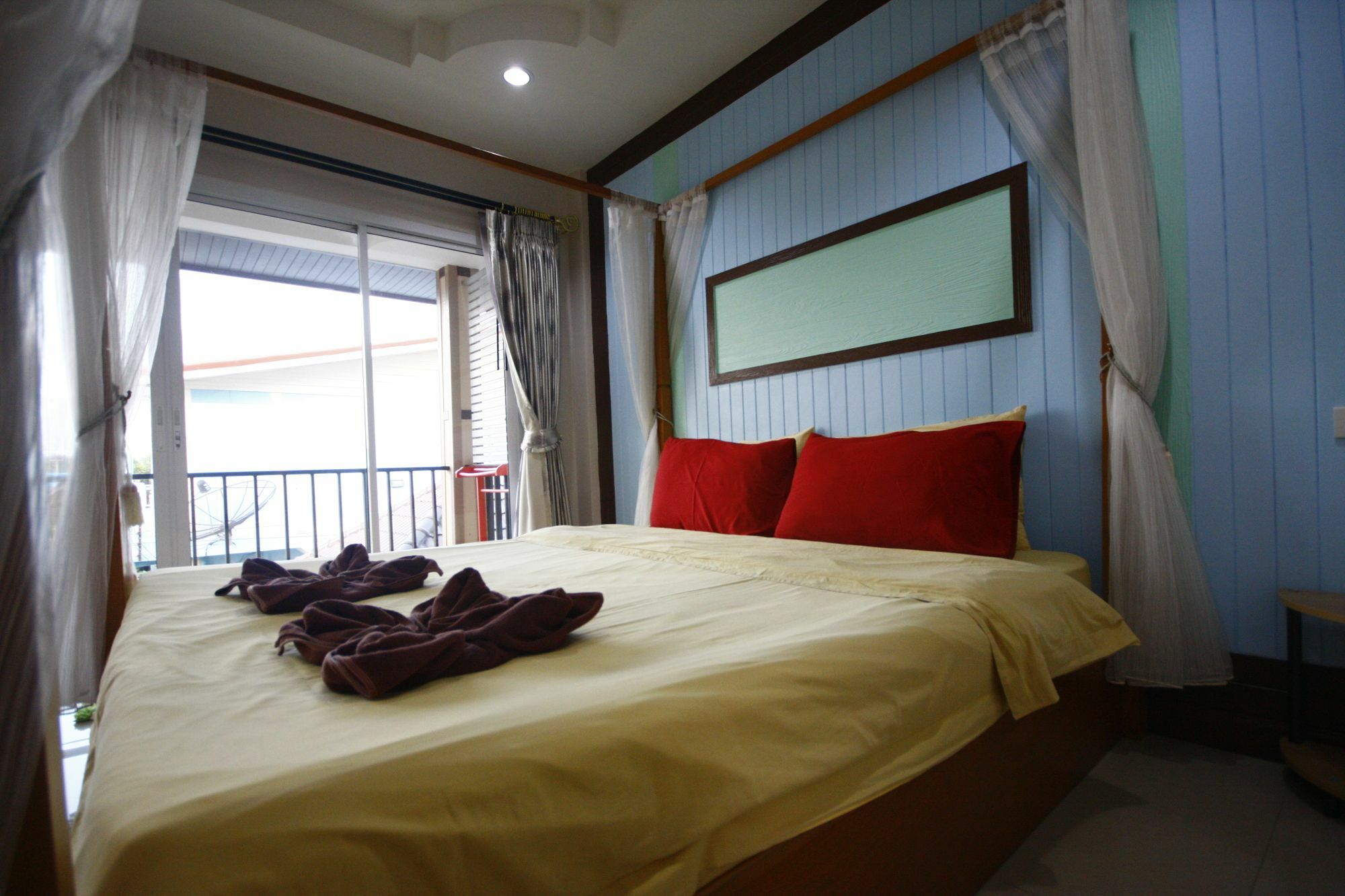 Koh Larn Sea Side Resort Bagian luar foto